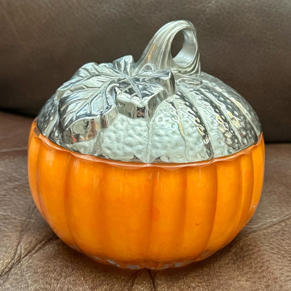 White Barn Glass Pumpkin 3 Wick Candle Holder with Metal Lid